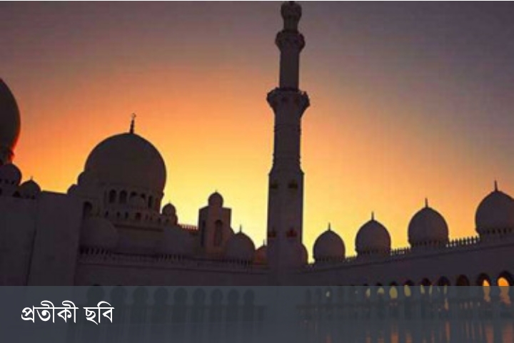 সব কাজেই আল্লাহর নির্দেশনা পালন করা অপরিহার্য