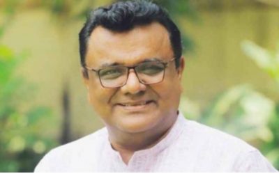 বিদেশে দেশীয় রাজনীতি কেন?