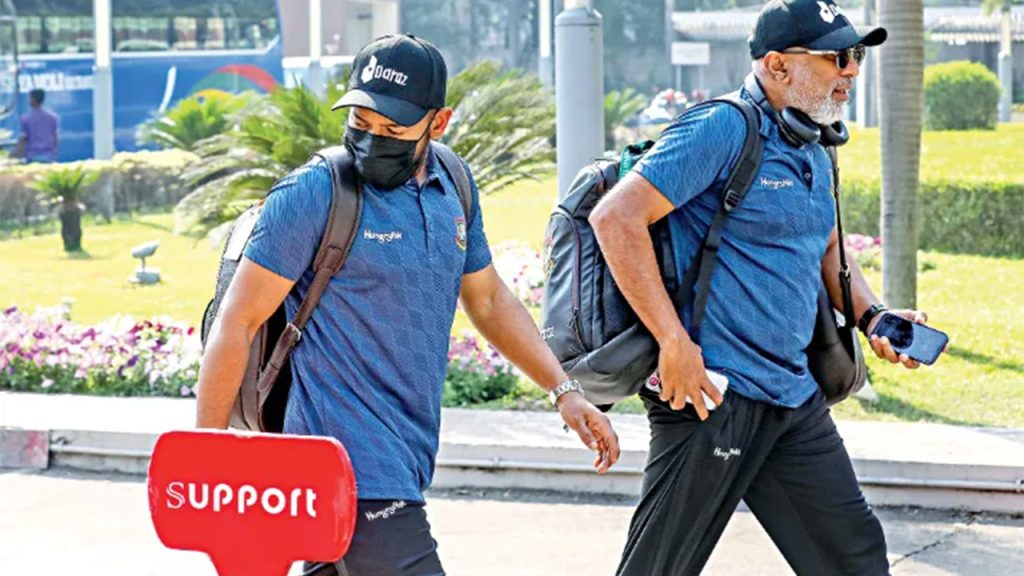 পাপনের বাসায় হাথুরুসিংহে