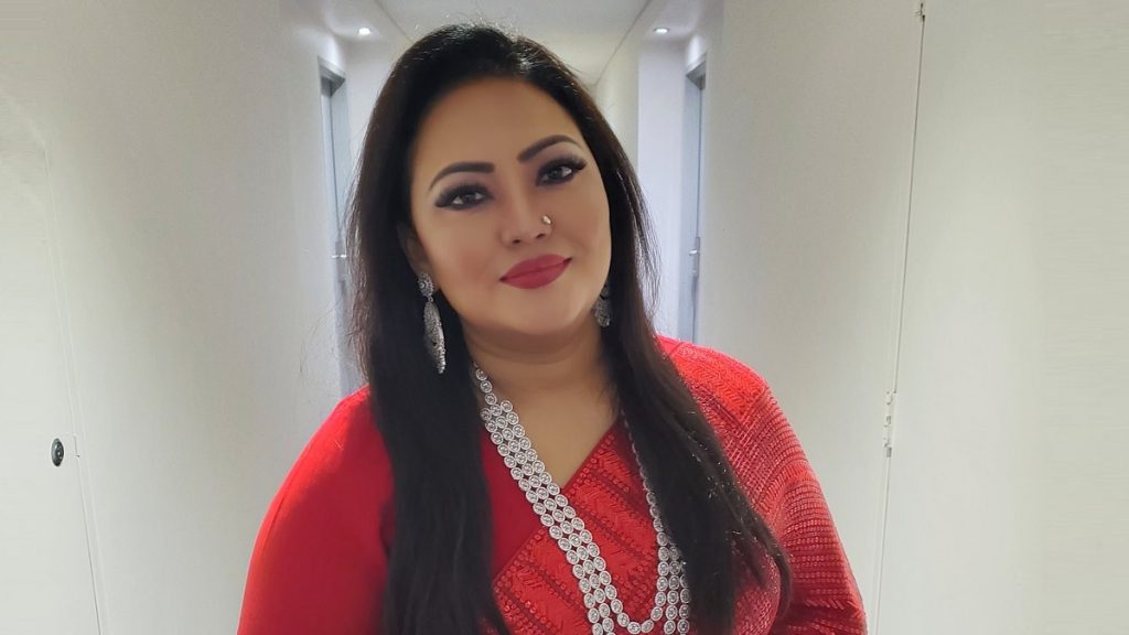 মমতাজের বিরুদ্ধে ভারতে গ্রেপ্তারি পরোয়ানা