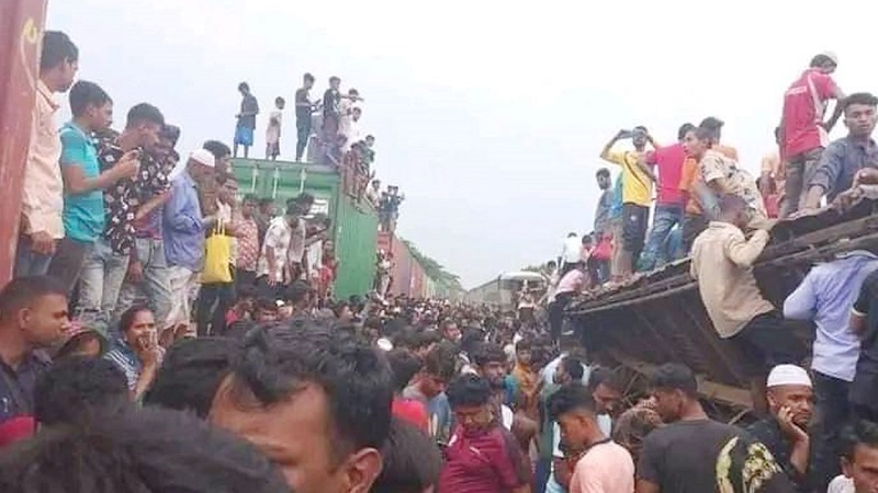 ভৈরবে ভয়াবহ ট্রেন দুর্ঘটনা: নিহত বেড়ে ২০, বাড়বে হতাহতের সংখ্যা