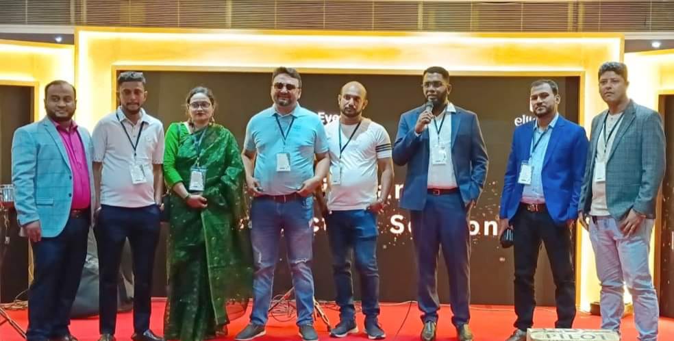 হো‌টেল সা‌রিনা’য় এলিট ৯৯ কান্ট্রি ক্লাবের গেট টু‌গেদার