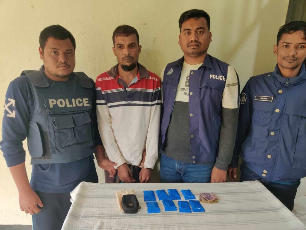 নবীগঞ্জে বিশেষ অভিযানে ১৬০০ পিস  ইয়াবাসহ এক মাদক ব্যবসায়ী গ্রেফতার