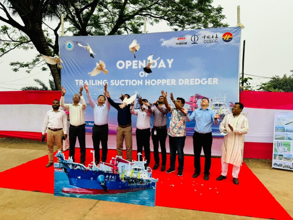 CCECC Showcases Dredging Technology at Mongla Port Open Day