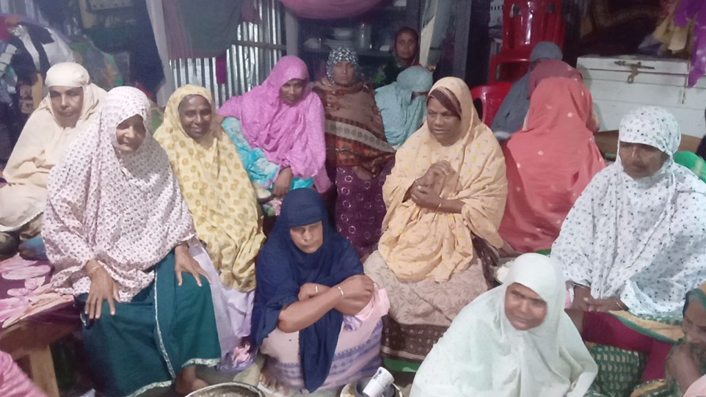 রোজায় খাবার সংকটে ভুগছেন বৃদ্ধাশ্রমের ২৭ বৃদ্ধা মা