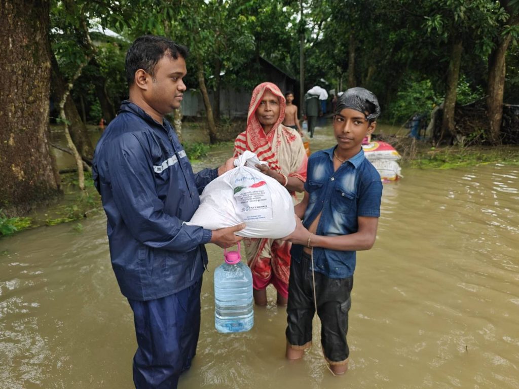 CCECC donates relief supplies to flood-hit people in Bangladesh