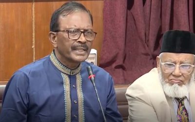 নারী ও শিশু নির্যাতন রক্ষায় আমাদের করণীয় শীর্ষক আলোচনা সভায় প্রধান আলোক বক্তব্য রাখছেন বিএনপি চেয়ারপারসনের উপদেষ্টা হাবিবুর রহমান হাবিব