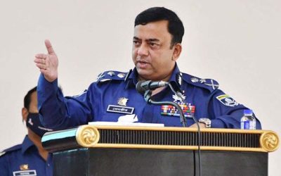 সাবেক আইজিপি বেনজীর আহমেদ দুবাইয়ে গ্রেপ্তার