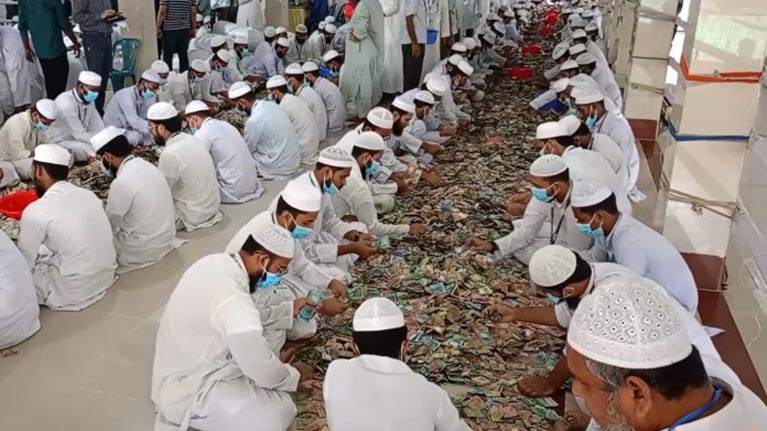 পাগলা মসজিদের দানসিন্দুকে মিলল রেকর্ড ১৫ কোটি ৯০ লাখ টাকা