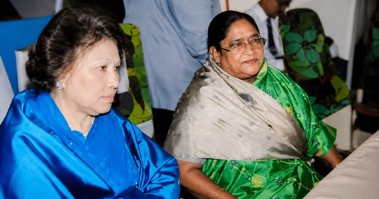 প্রধানমন্ত্রী ও বিএনপির চেয়ারম্যান তারেক রহমানের প্রতি আবেগঘন আহ্বান: শয্যাশায়ী খালেদা রব্বানীকে একনজর দেখে যাওয়ার অনুরোধ তৃণমূল নেতাকর্মীদের